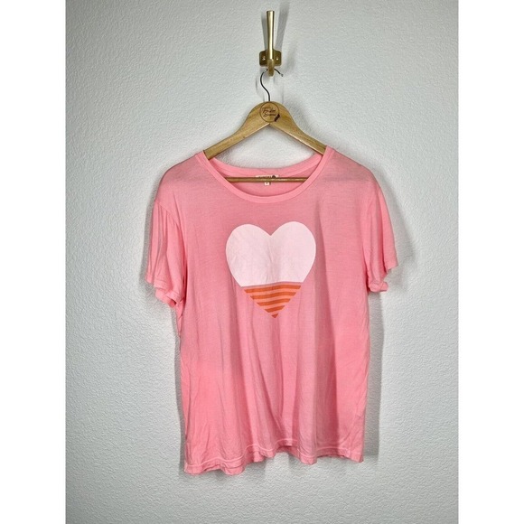 Sundry Heart Graphic Tee - Picture 1 of 5